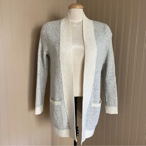 Eddie Bauer Lounge Grey and Cream Soft Sweater Women’s Medium